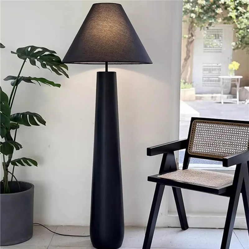 WSabine-i-Lampe sur pied blanc - Resin Art Floor Design avis et prix