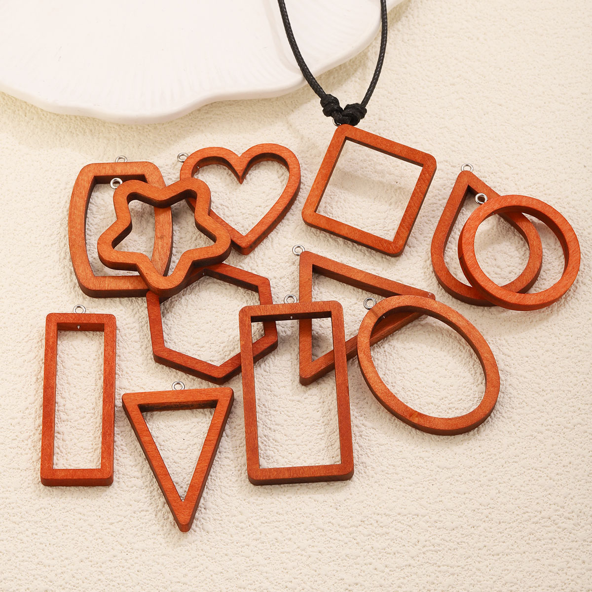 10 Breloques Géométriques en B - Resin Art Handmade avis et prix